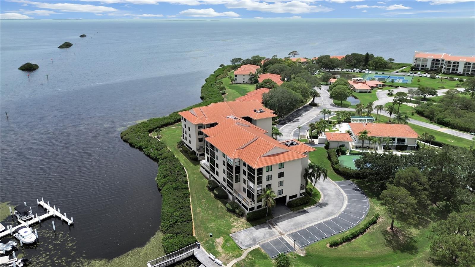 1810 MARINER DR #207, TARPON SPRINGS, FL, 34689