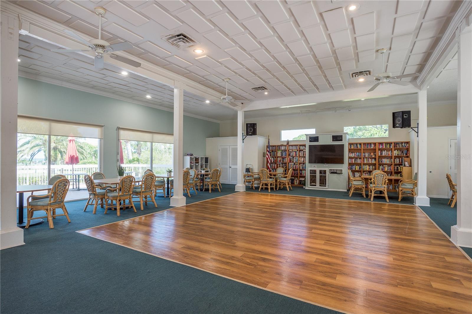 1810 MARINER DR #207, TARPON SPRINGS, FL, 34689