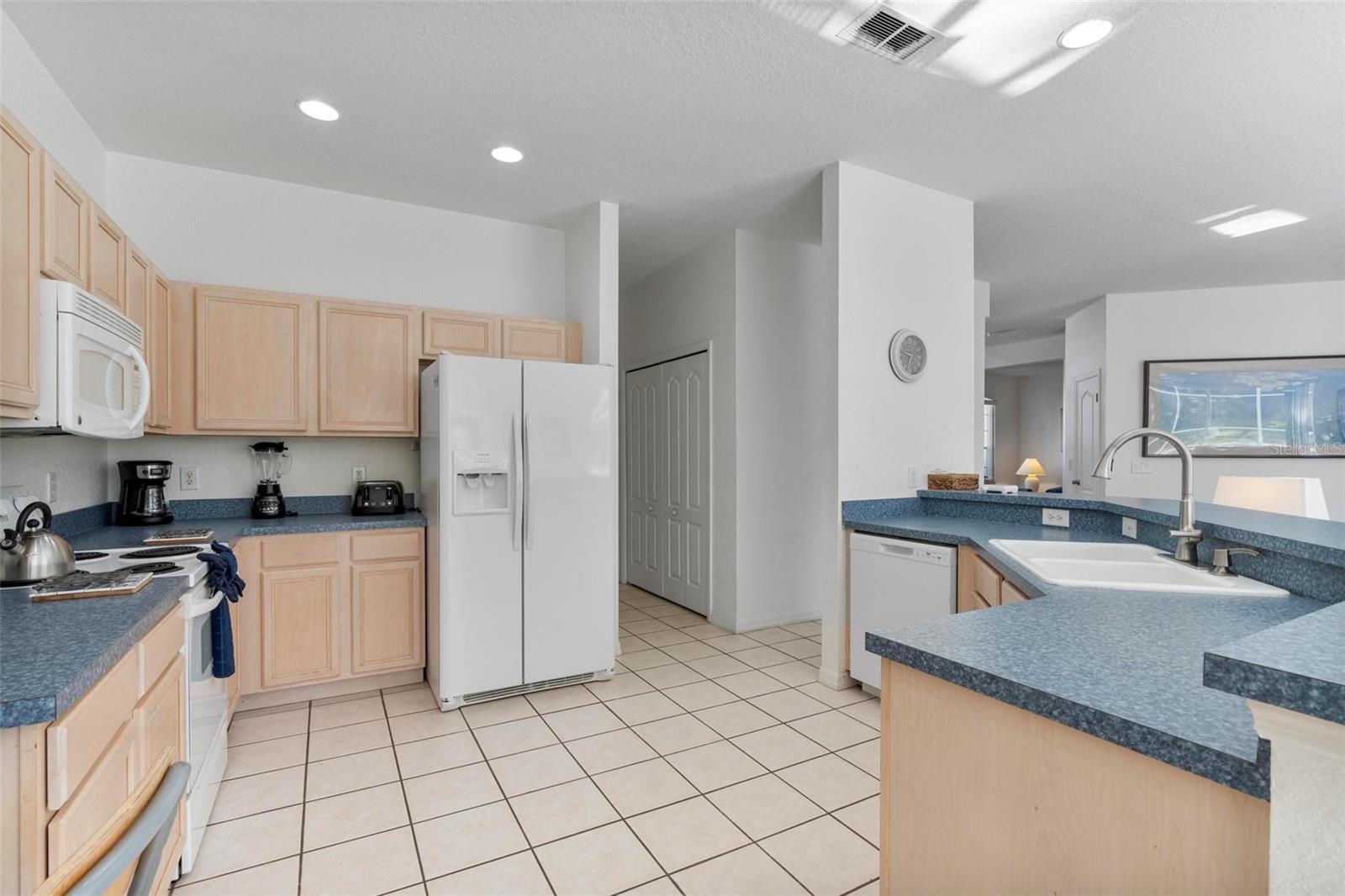 376 BELFRY DR, DAVENPORT, FL, 33897