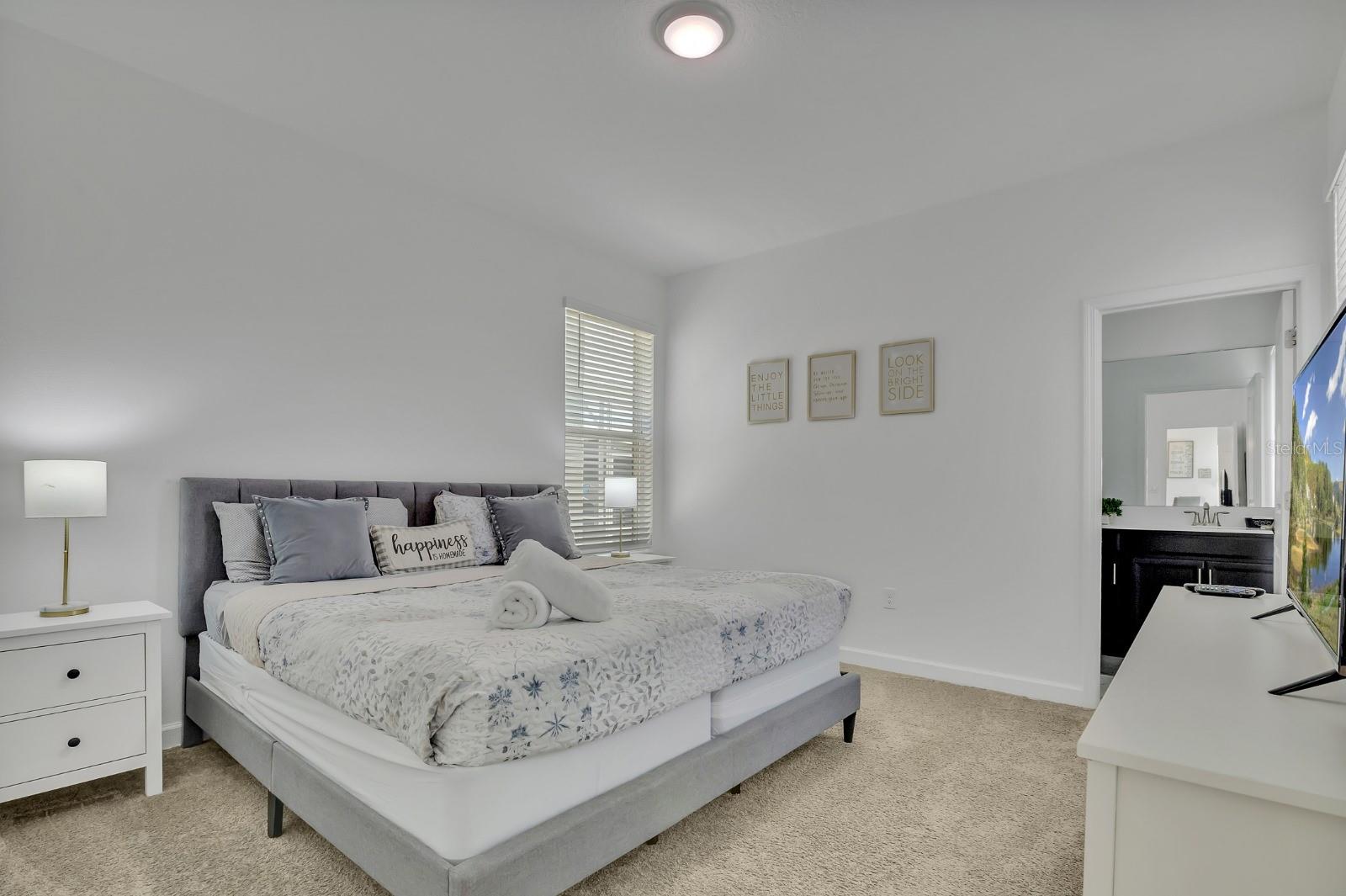 1025 LEADER ST, DAVENPORT, FL, 33896