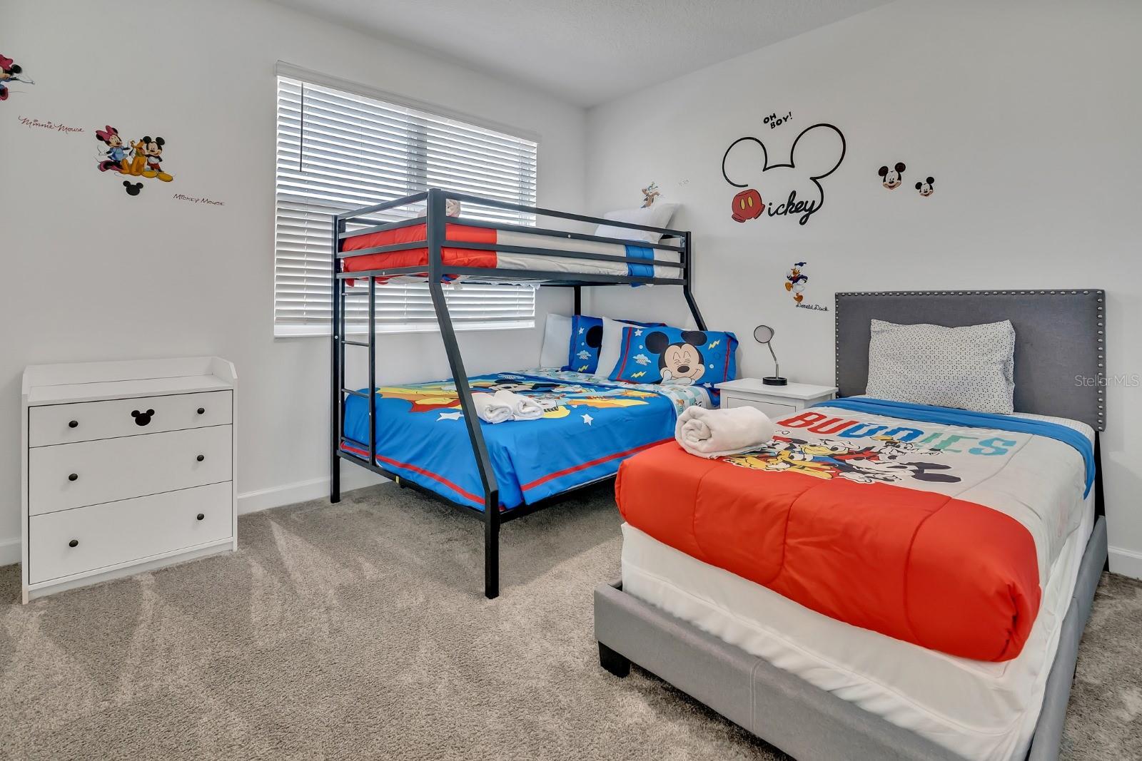 1025 LEADER ST, DAVENPORT, FL, 33896