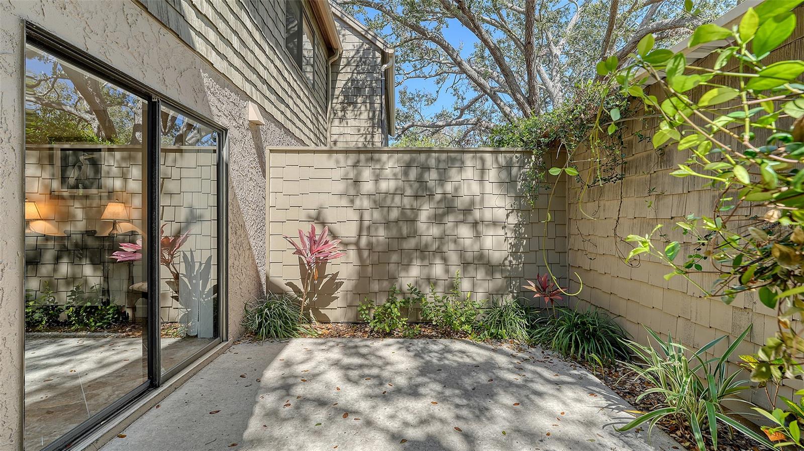 1610 TREEHOUSE CIR #T130, SARASOTA, FL, 34231