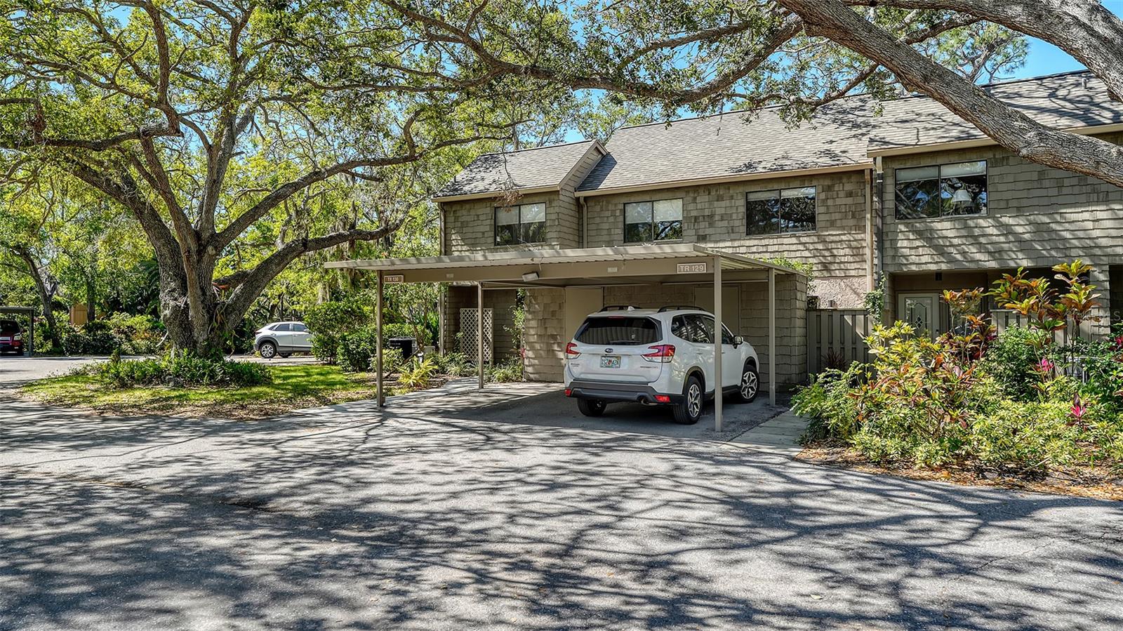 1610 TREEHOUSE CIR #T130, SARASOTA, FL, 34231
