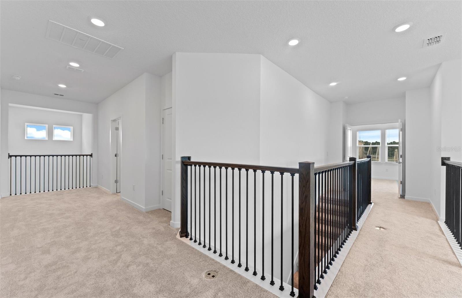 9825 AUTUMN RIDGE AVE, RIVERVIEW, FL, 33578