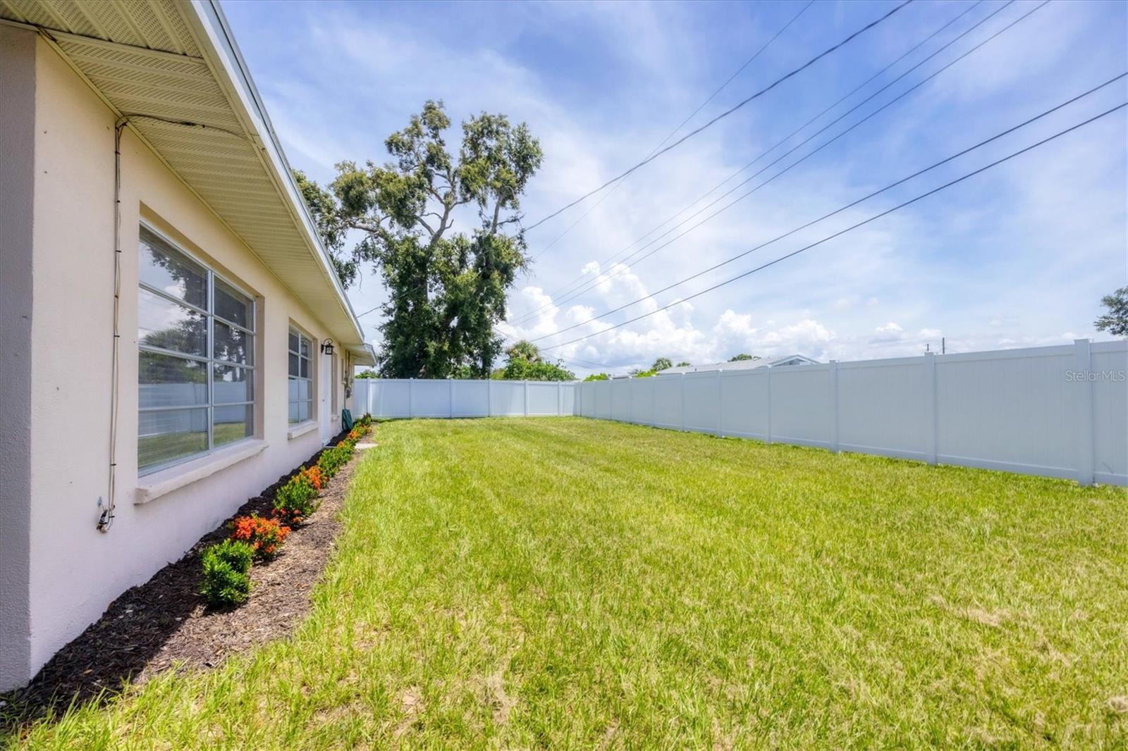 6637 BOWLINE DR, SARASOTA, FL, 34231