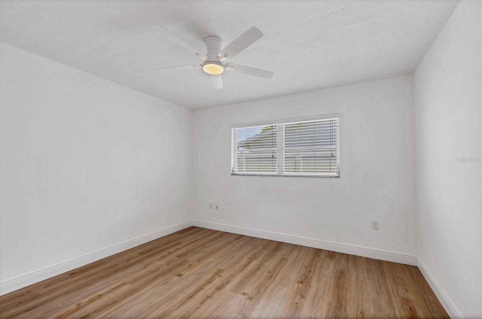 6637 BOWLINE DR, SARASOTA, FL, 34231