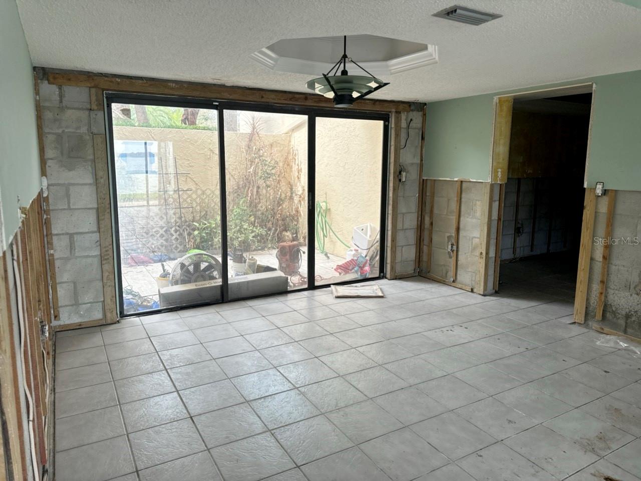 7500 SUNSHINE SKYWAY LN S #T6, ST PETERSBURG, FL, 33711
