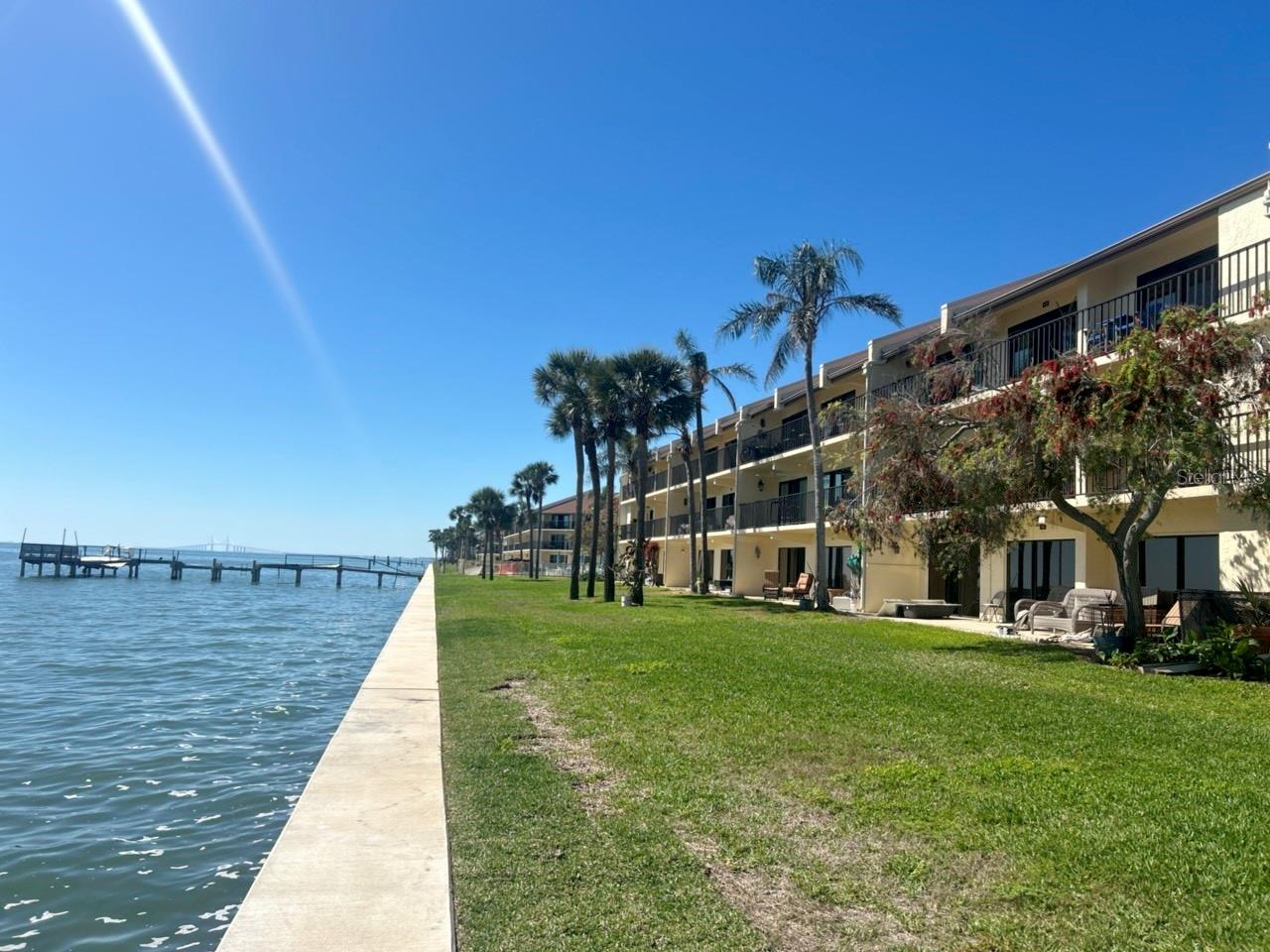 7500 SUNSHINE SKYWAY LN S #T6, ST PETERSBURG, FL, 33711