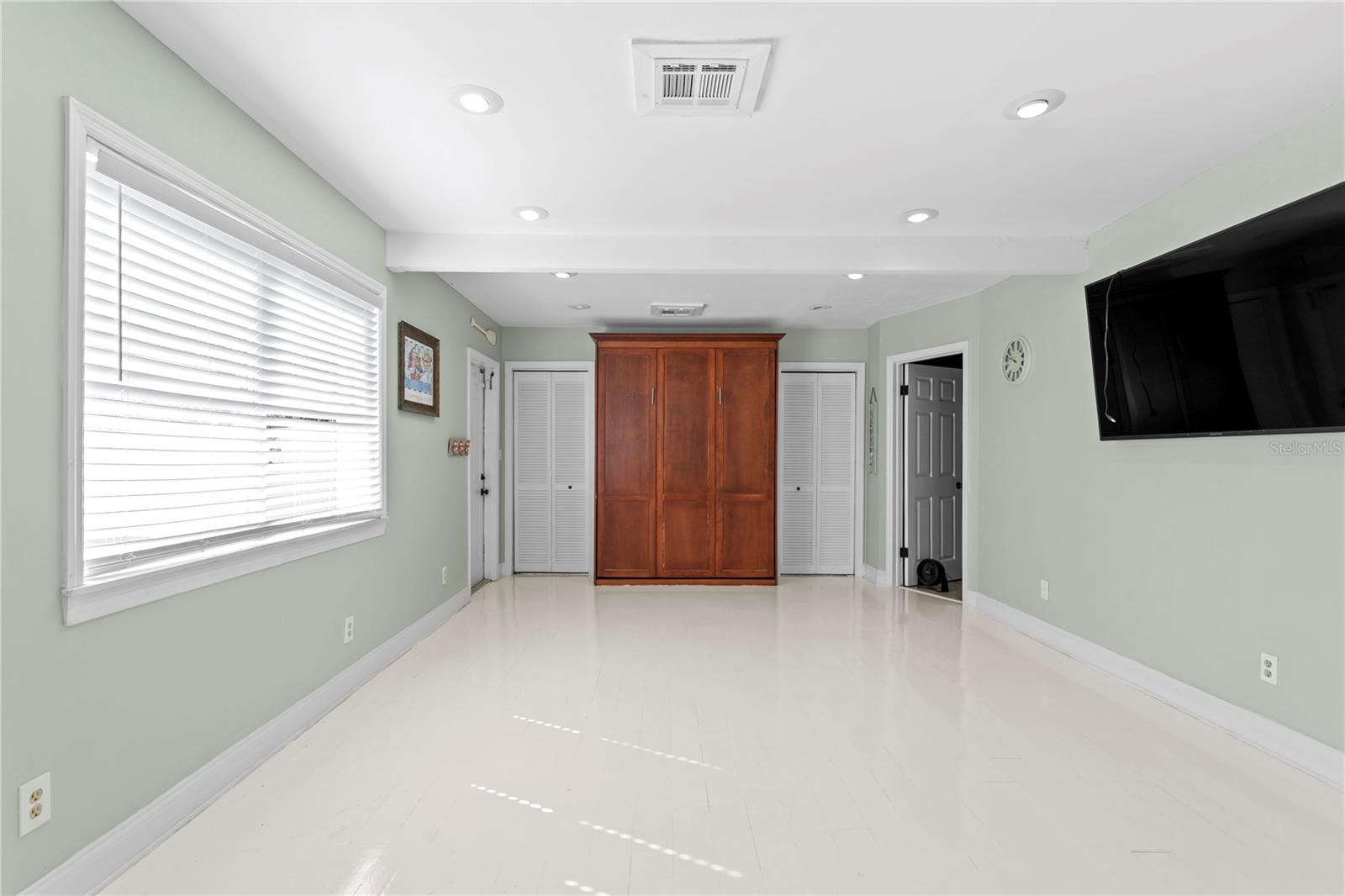 4506 W BEACHWAY DR, TAMPA, FL, 33609