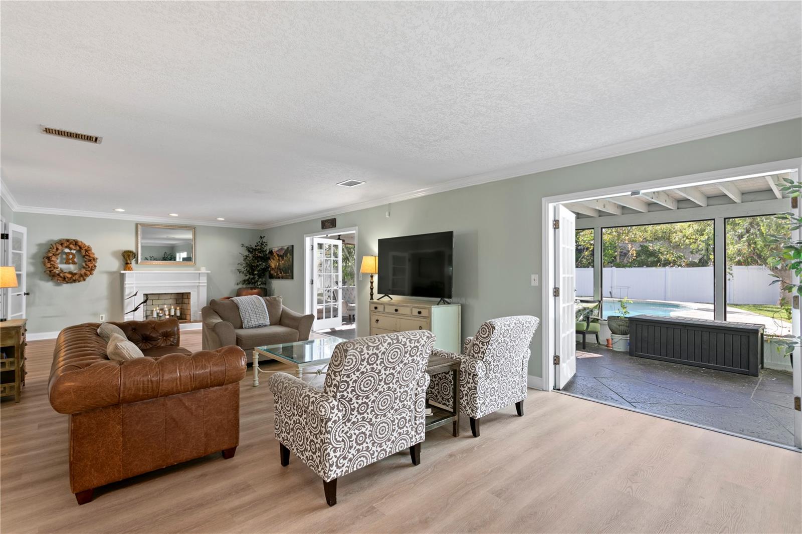 4506 W BEACHWAY DR, TAMPA, FL, 33609