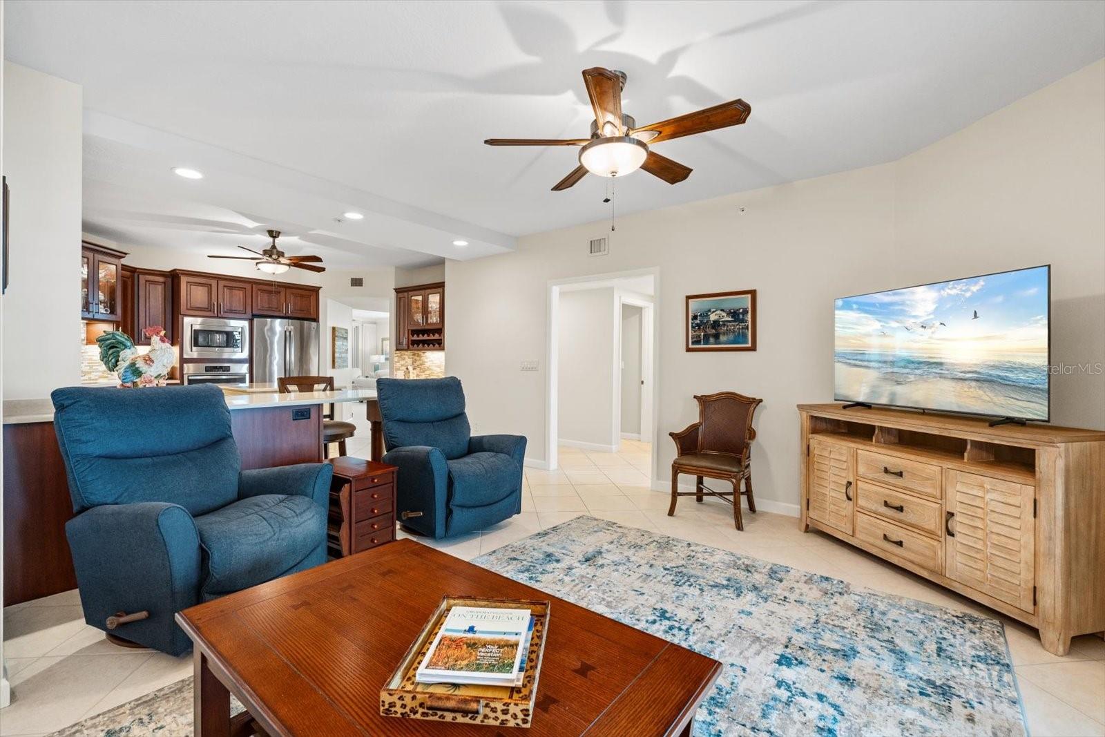 1260 DOLPHIN BAY WAY #404, SARASOTA, FL, 34242