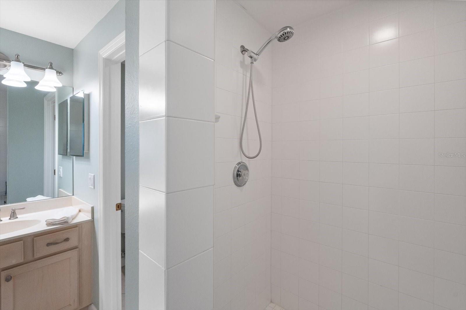 1260 DOLPHIN BAY WAY #404, SARASOTA, FL, 34242