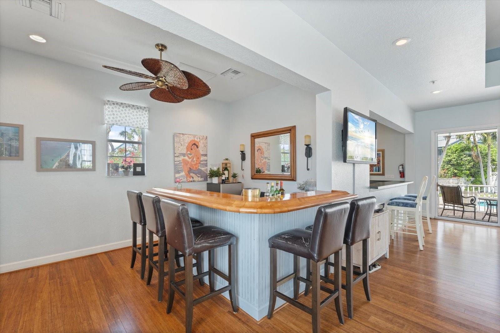 1260 DOLPHIN BAY WAY #404, SARASOTA, FL, 34242