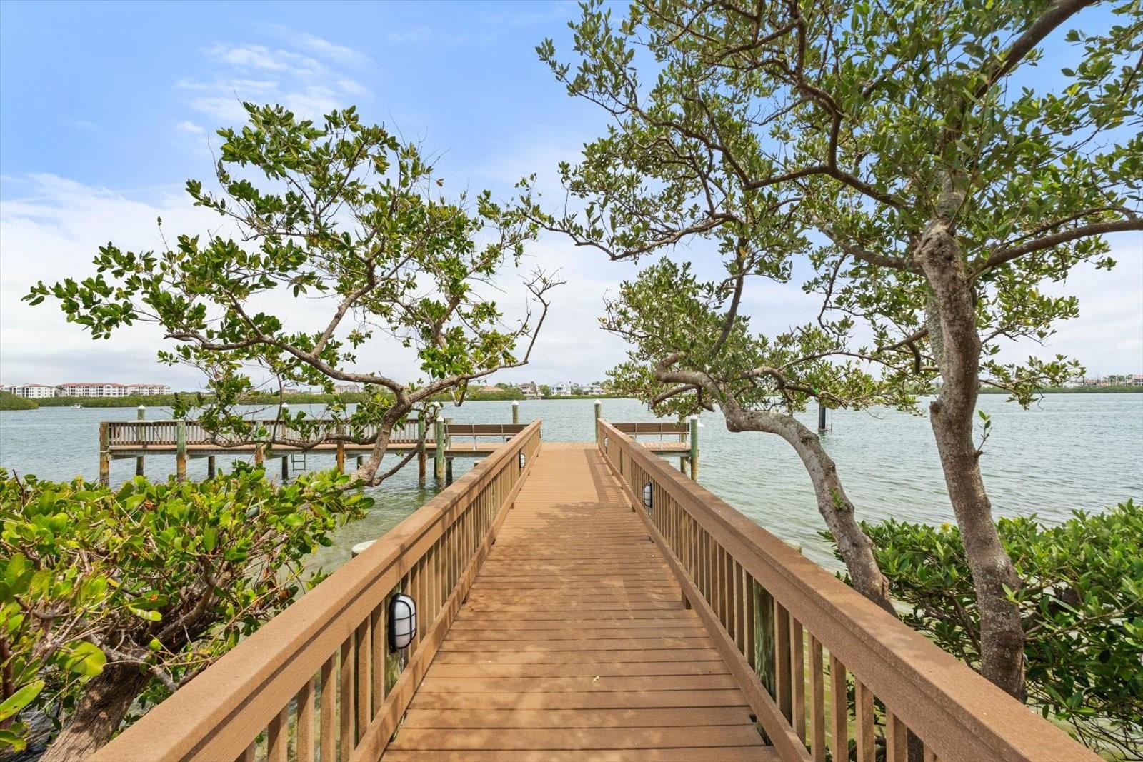 1260 DOLPHIN BAY WAY #404, SARASOTA, FL, 34242
