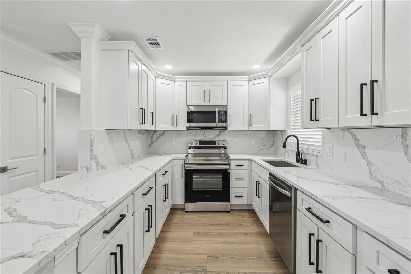 1632 CLEARVIEW AVE, CLEARWATER, FL, 33756