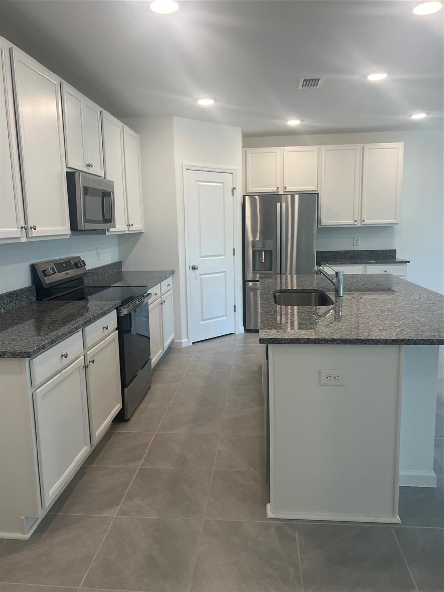 2407 SW 165TH ST, OCALA, FL, 34473