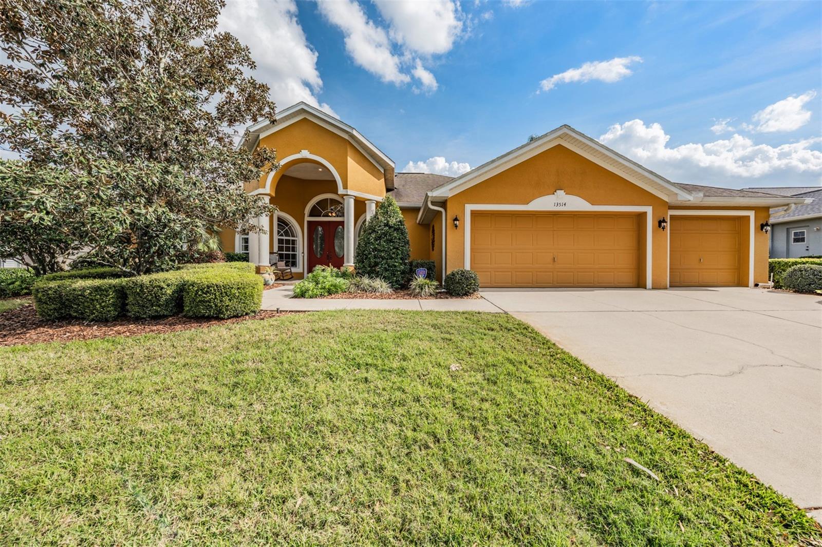 13514 THOROUGHBRED DR, DADE CITY, FL, 33525