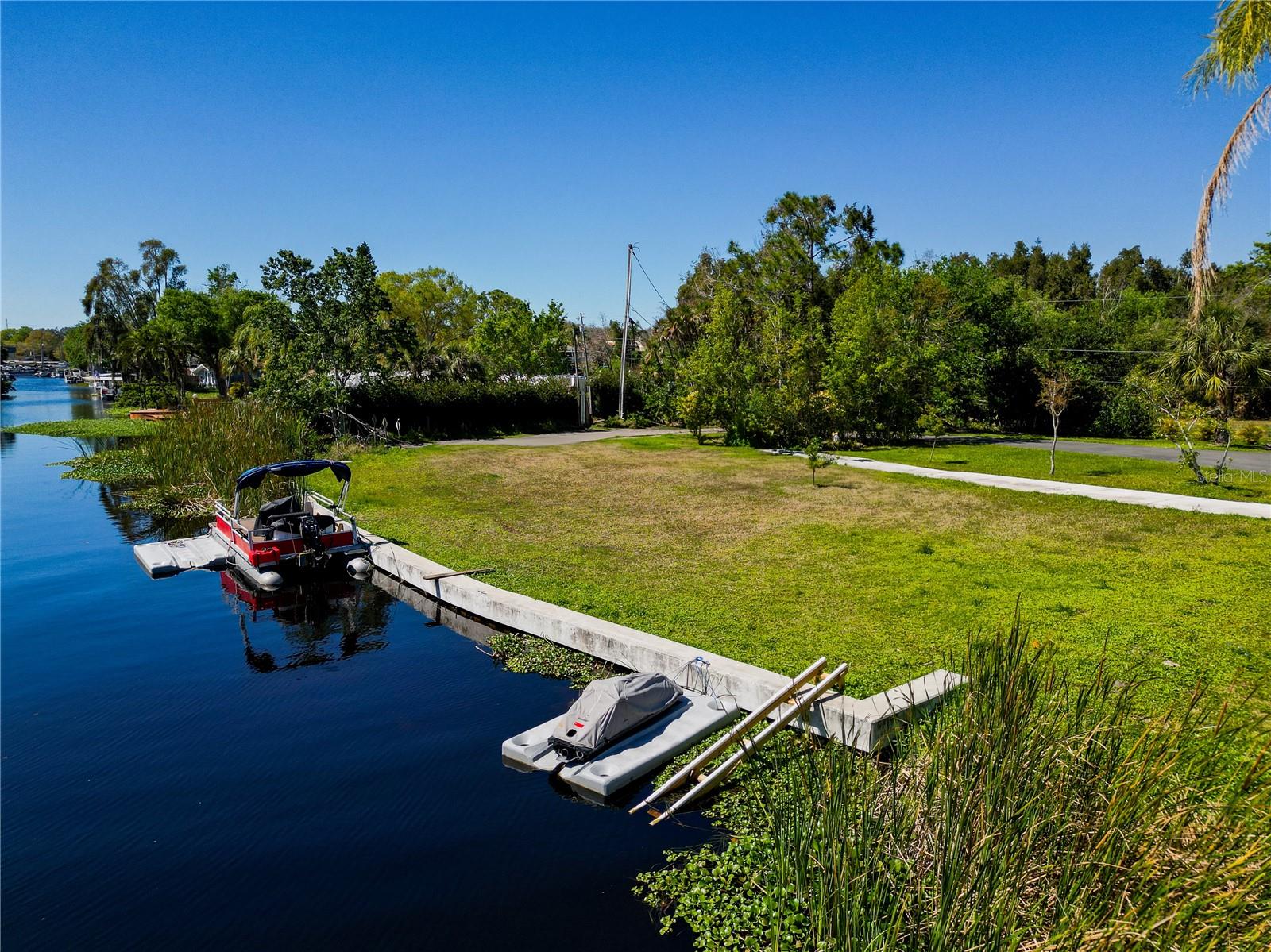 4233 LAKE AVE, PALM HARBOR, FL, 34684
