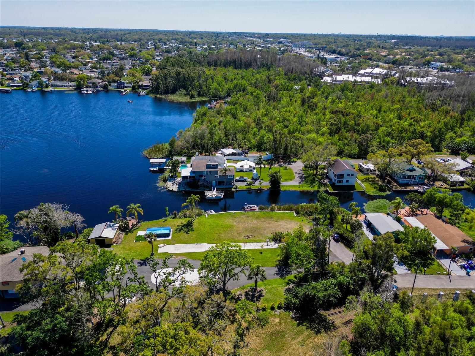 4233 LAKE AVE, PALM HARBOR, FL, 34684