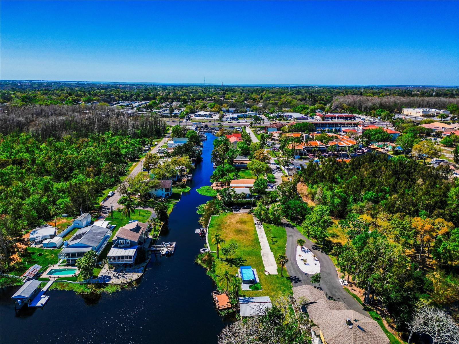 4233 LAKE AVE, PALM HARBOR, FL, 34684