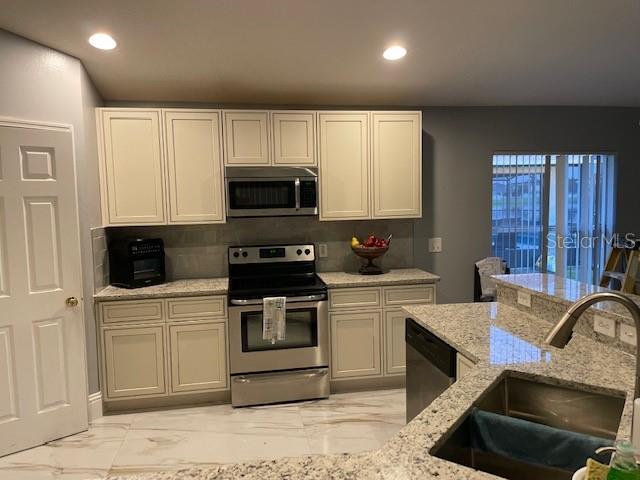 2320 ANDREWS VALLEY DR, KISSIMMEE, FL, 34758