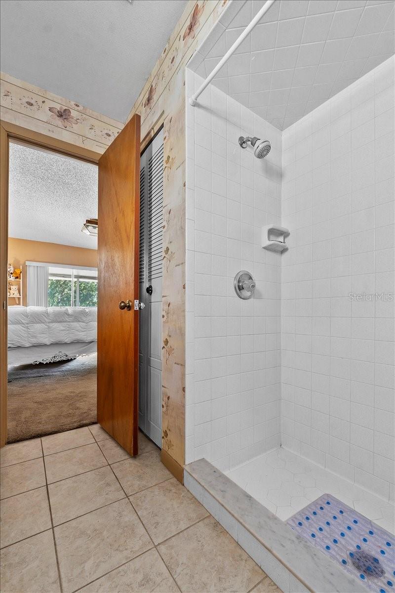 2010 OVERLOOK DR, WINTER HAVEN, FL, 33884