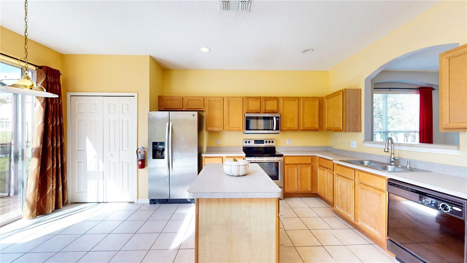 8544 PALM HARBOUR DR, KISSIMMEE, FL, 34747