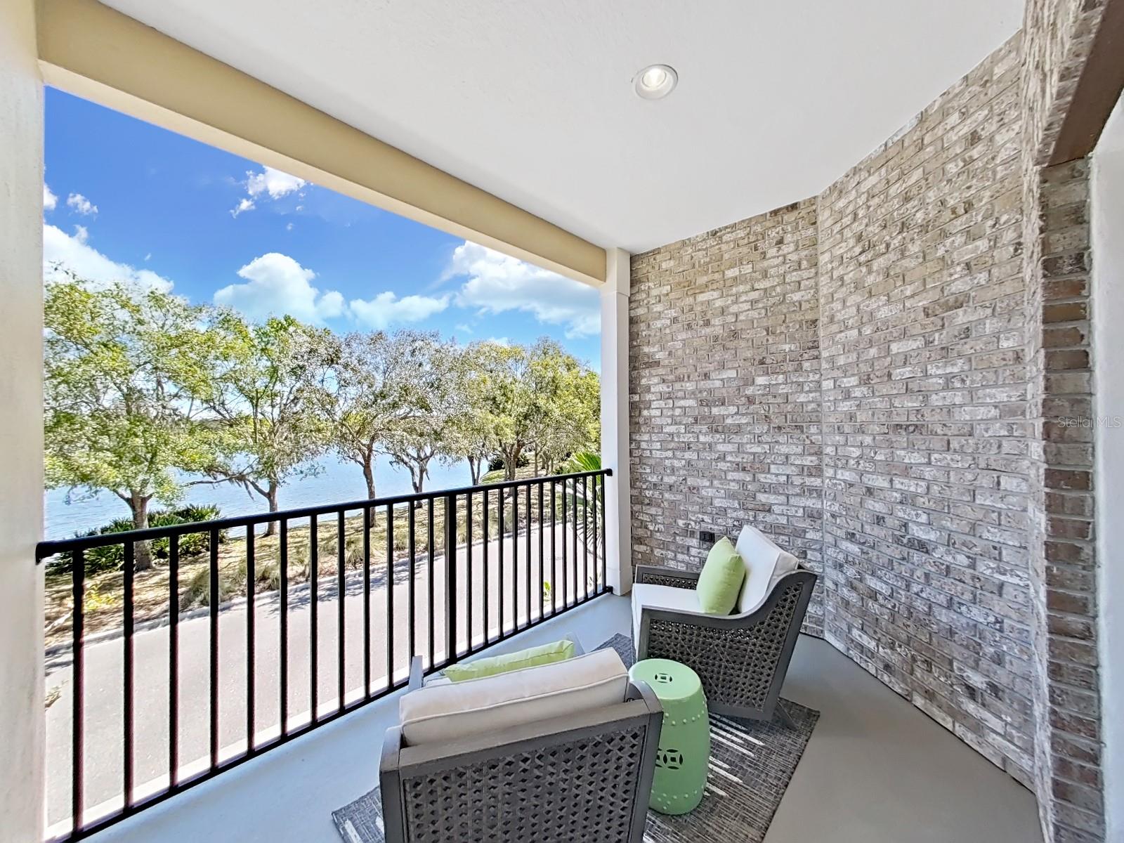 14537 COTSWOLDS DR, TAMPA, FL, 33626