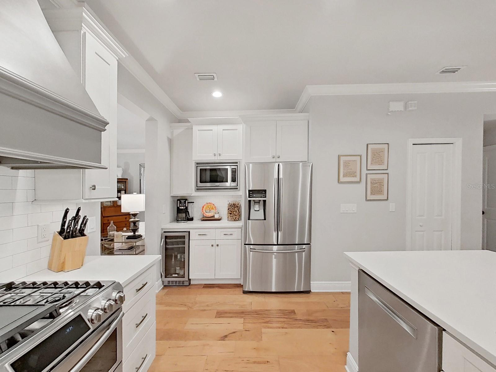 14537 COTSWOLDS DR, TAMPA, FL, 33626