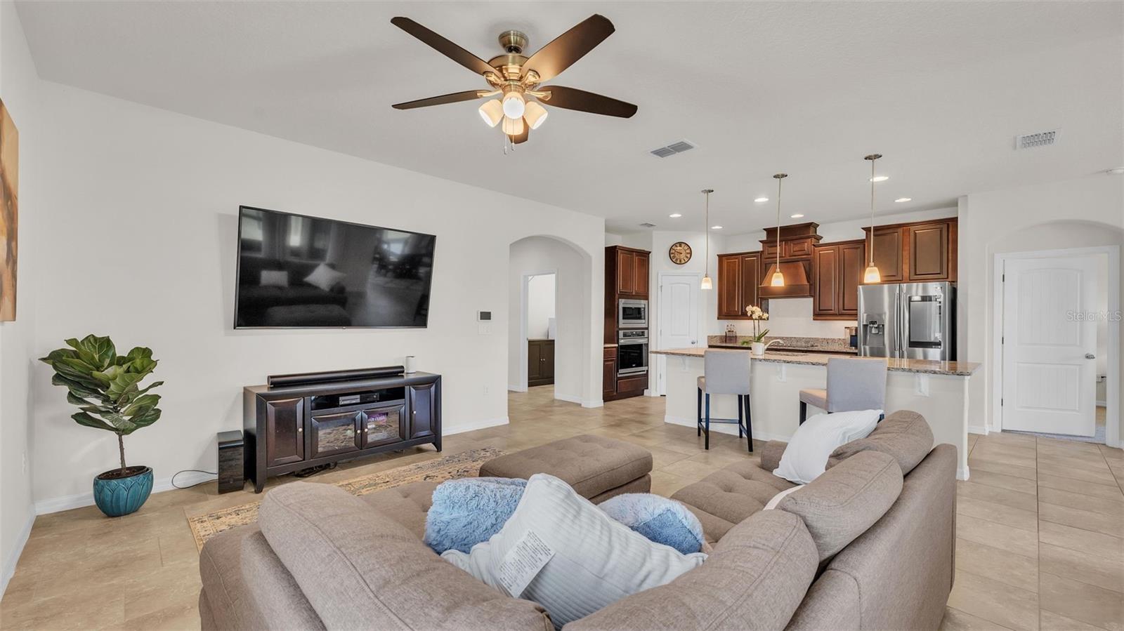 4232 PRIMA LAGO DR, LAKELAND, FL, 33810