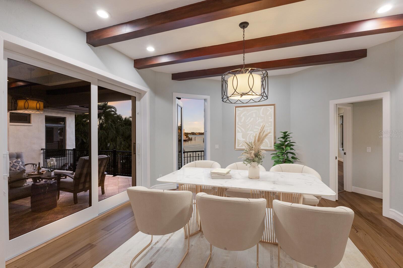 875 SIESTA KEY CIR, SARASOTA, FL, 34242