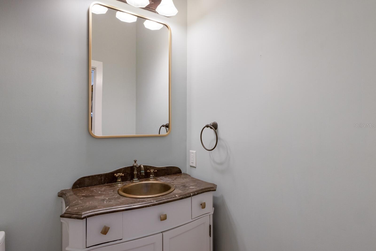 875 SIESTA KEY CIR, SARASOTA, FL, 34242