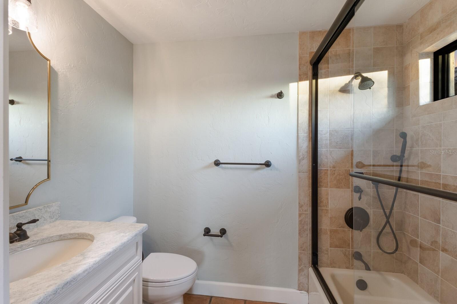 875 SIESTA KEY CIR, SARASOTA, FL, 34242