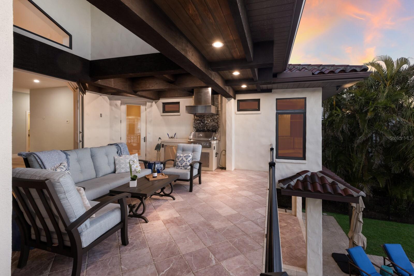875 SIESTA KEY CIR, SARASOTA, FL, 34242