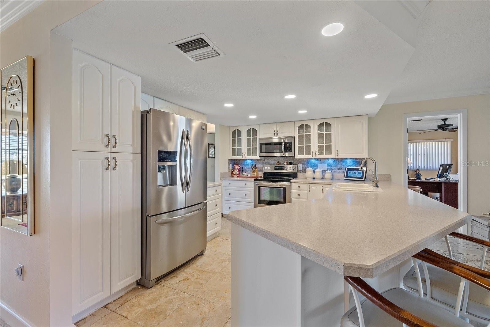 1003 N GONDOLA DR, VENICE, FL, 34293