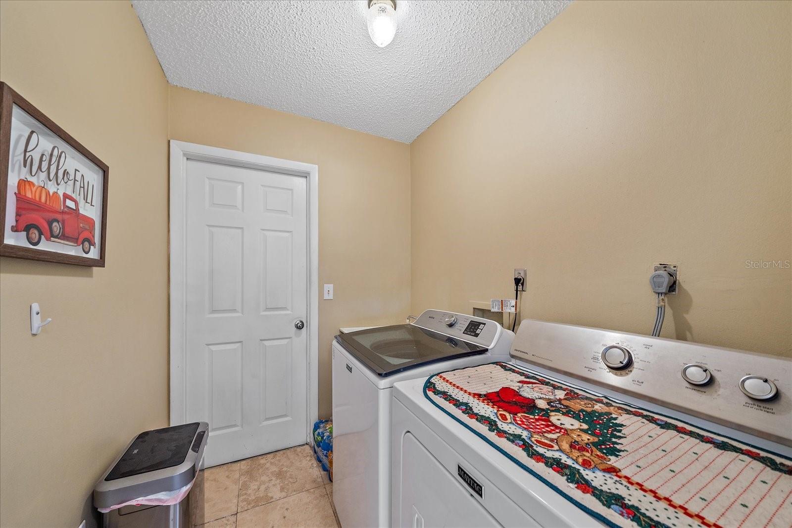 1003 N GONDOLA DR, VENICE, FL, 34293