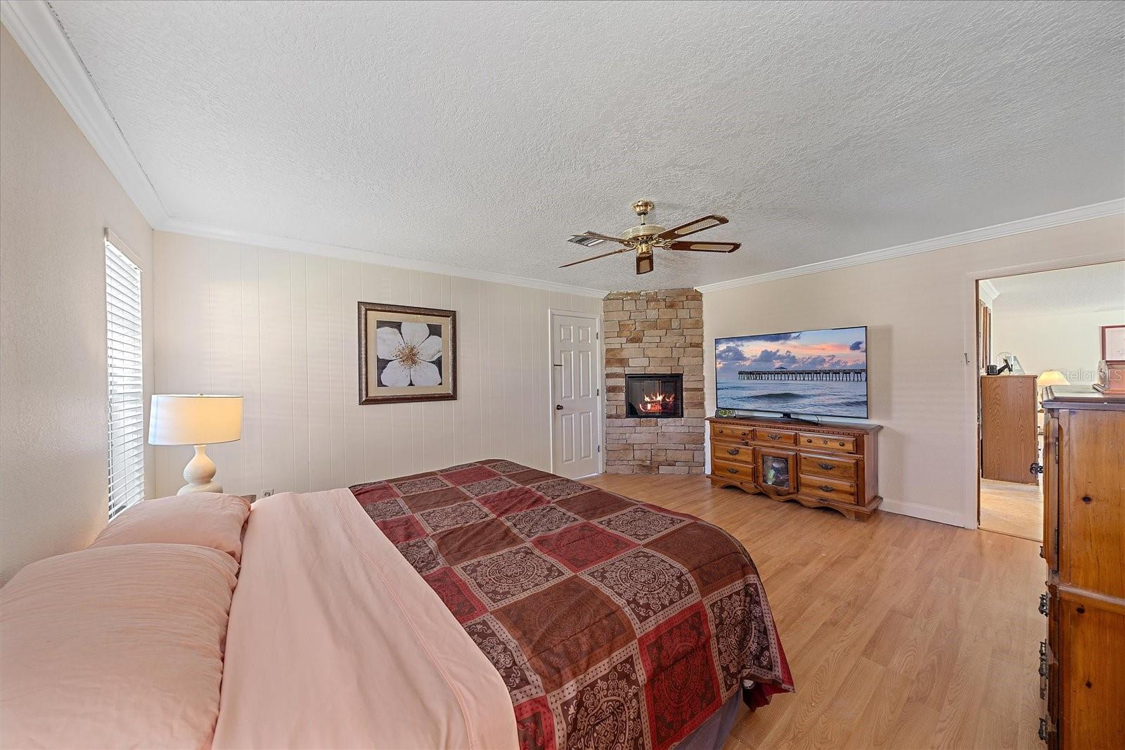 1003 N GONDOLA DR, VENICE, FL, 34293