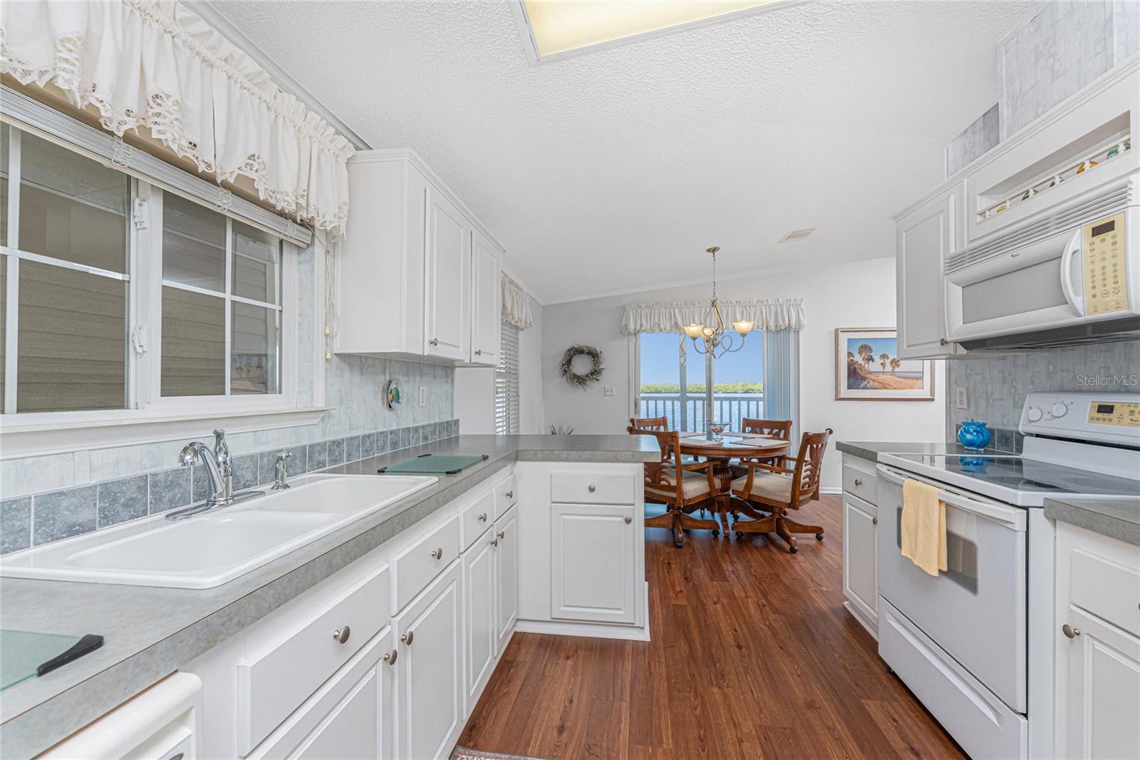 4300 RIVERSIDE DR #111, PUNTA GORDA, FL, 33982