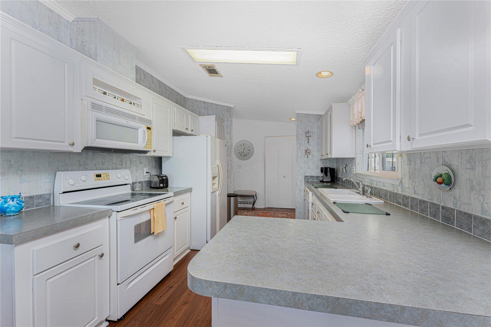 4300 RIVERSIDE DR #111, PUNTA GORDA, FL, 33982