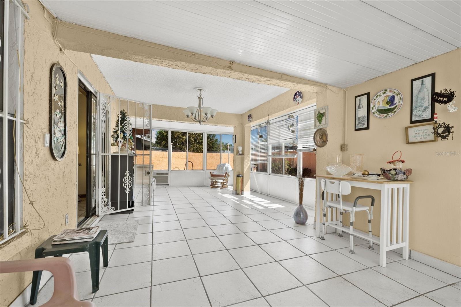 4701 KELLY RD, TAMPA, FL, 33615