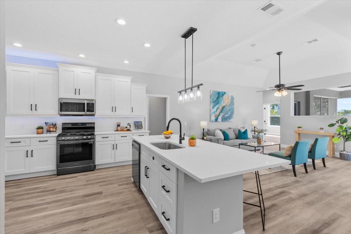 11234 RIVERS BLUFF CIR, LAKEWOOD RANCH, FL, 34202
