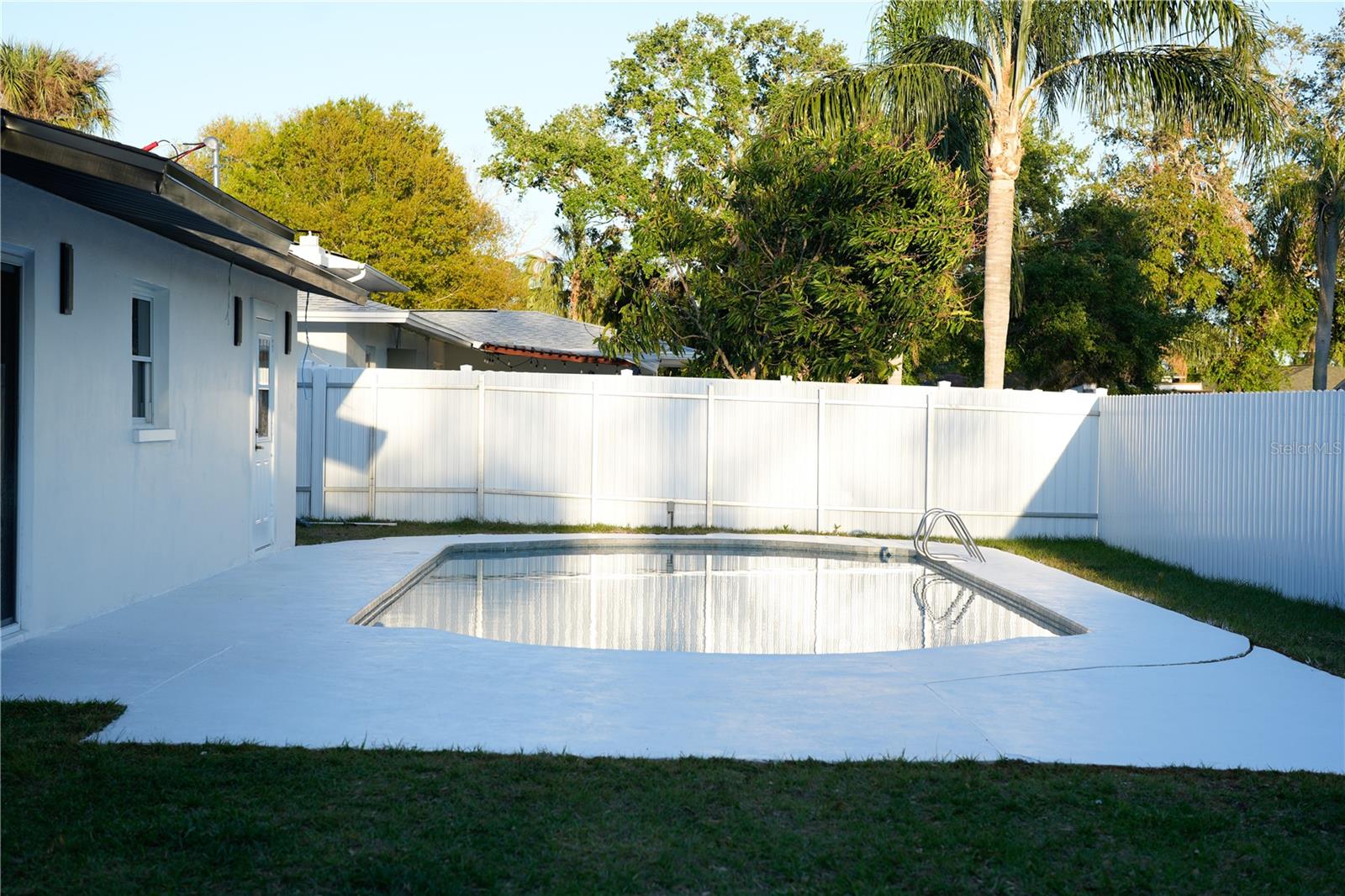 8412 STILLBROOK AVE, TAMPA, FL, 33615