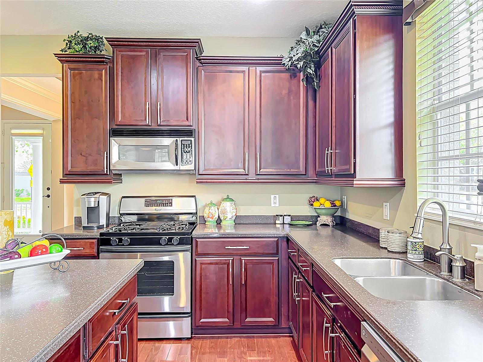 6002 CHURCHSIDE DR, LITHIA, FL, 33547