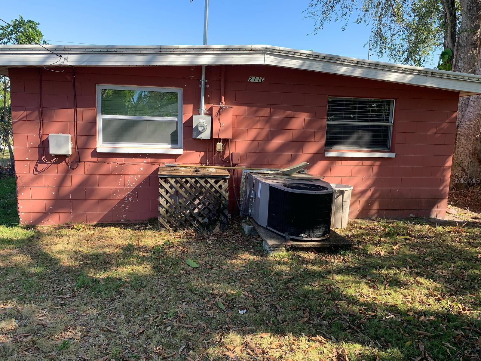 2110 OAKLEY AVE S, ST PETERSBURG, FL, 33712