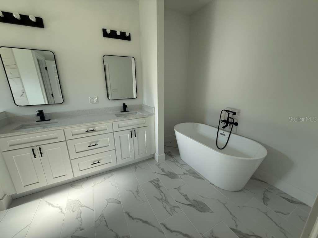 286 CATALONIA AVE NW, PALM BAY, FL, 32907