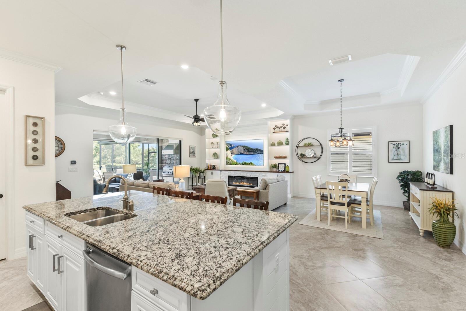 6115 CESSNA RUN, BRADENTON, FL, 34211