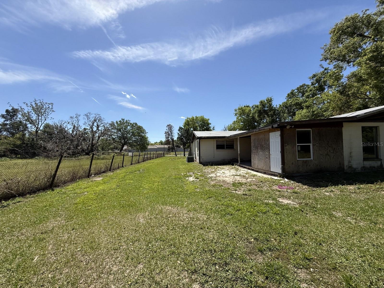 9526 EASTFIELD RD, THONOTOSASSA, FL, 33592