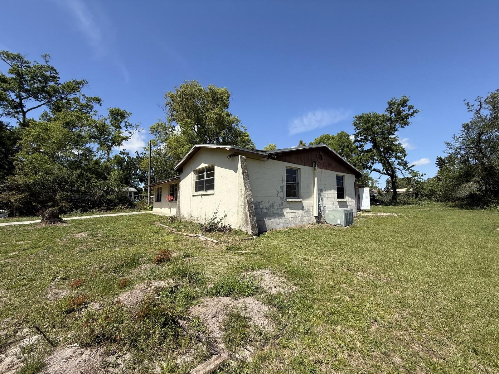9526 EASTFIELD RD, THONOTOSASSA, FL, 33592