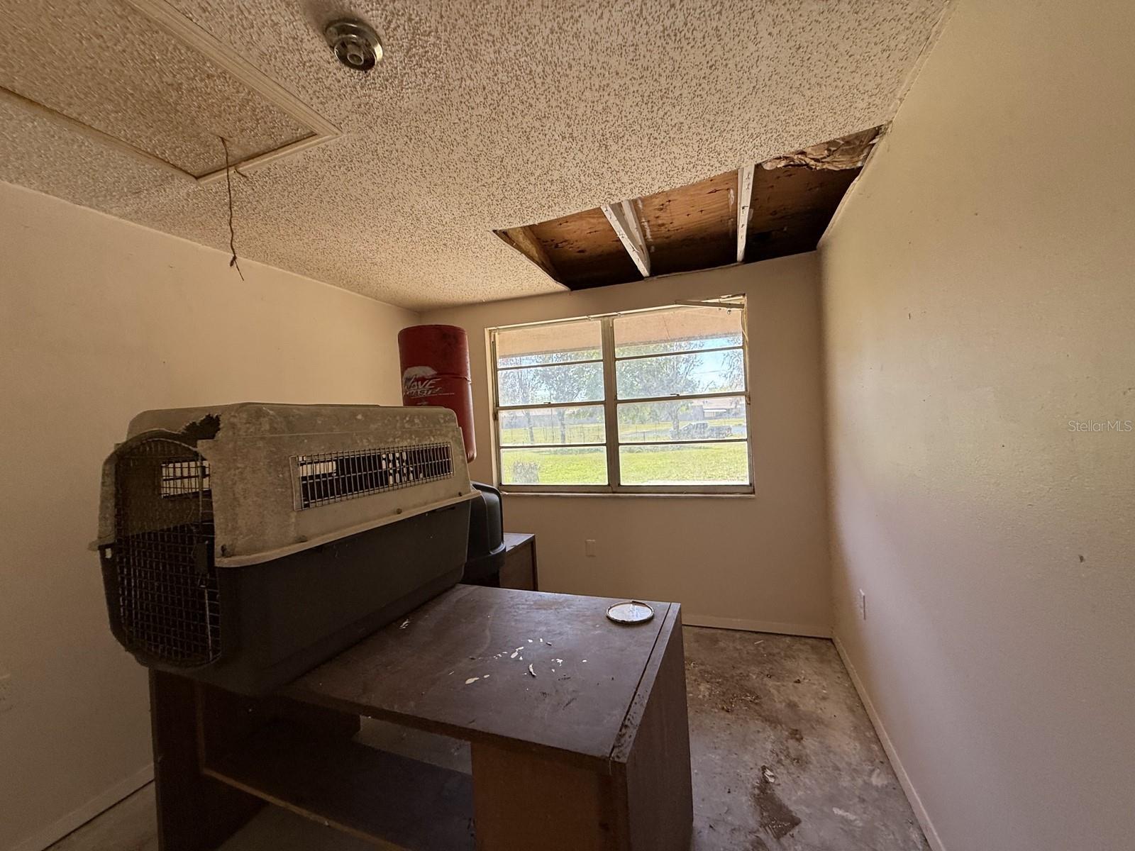 9526 EASTFIELD RD, THONOTOSASSA, FL, 33592