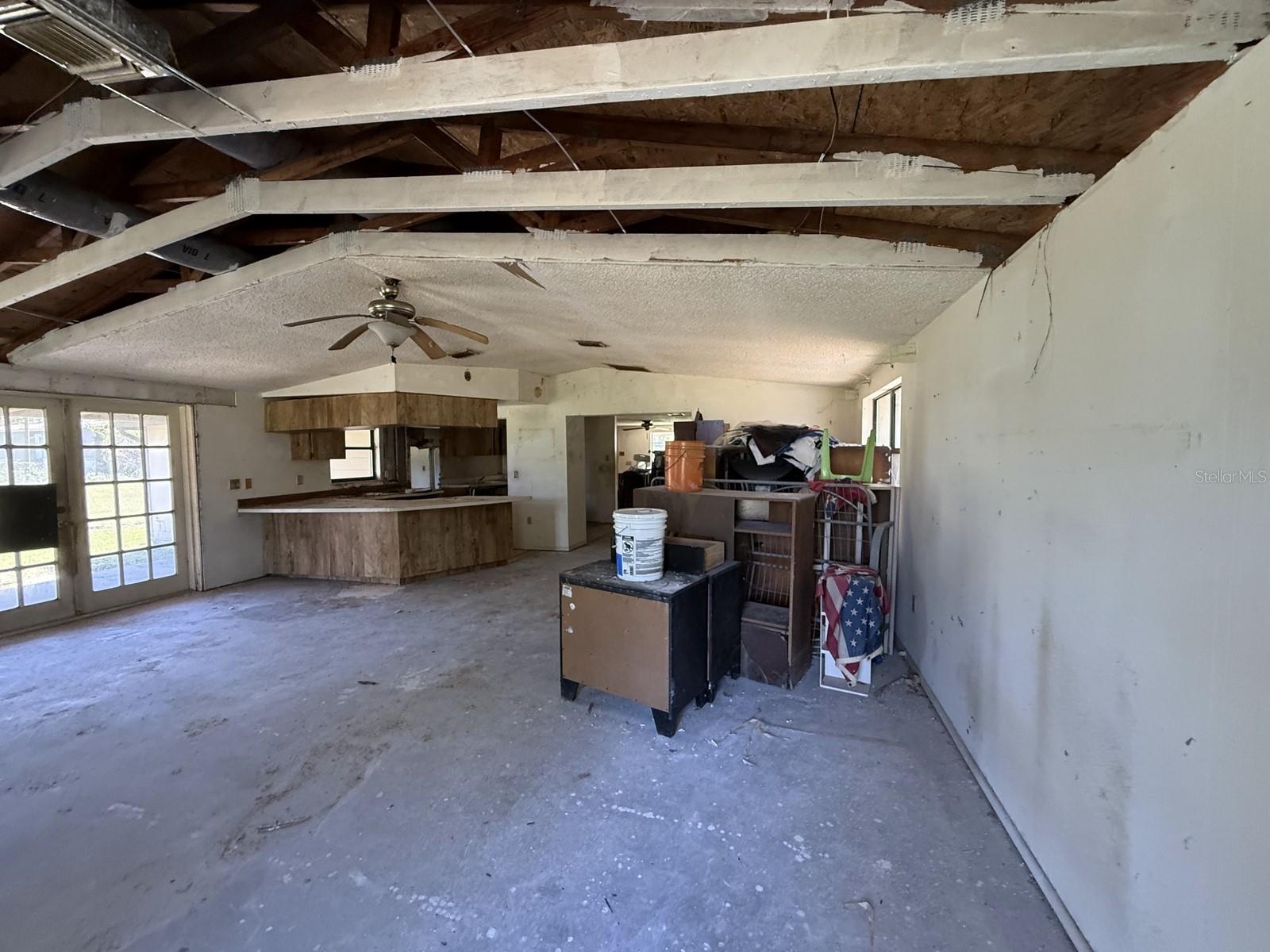9526 EASTFIELD RD, THONOTOSASSA, FL, 33592